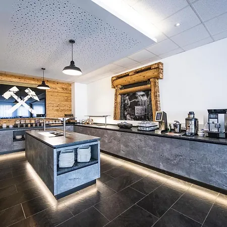 호텔 Hotel Fohnsdorf 3*