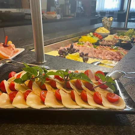 מלון Hotel Fohnsdorf פוהנסדורף