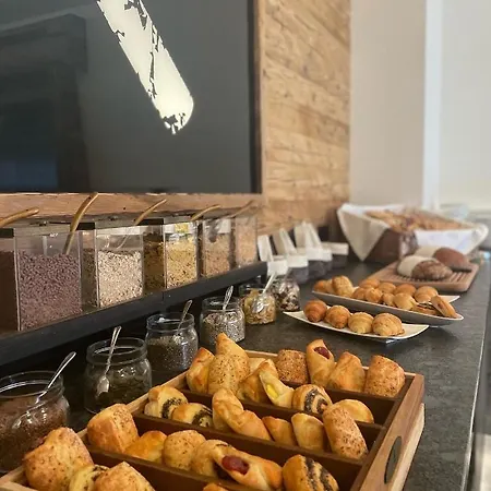 מלון Hotel Fohnsdorf