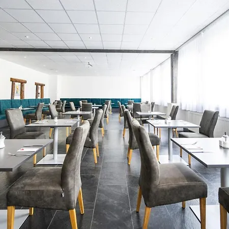 Hotel Fohnsdorf מלון פוהנסדורף